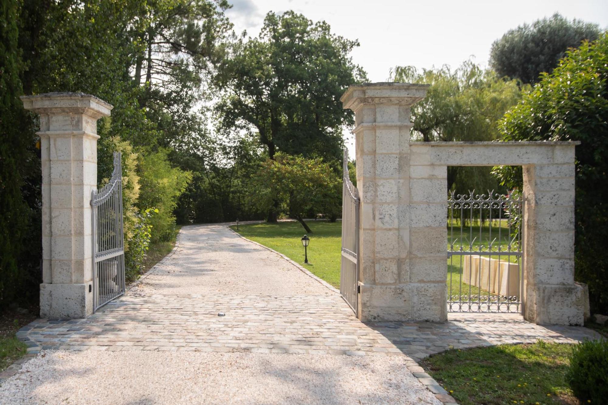 Chambres D'Hotes Domaine De Ginouilhac Le Taillan-Médoc Exterior foto